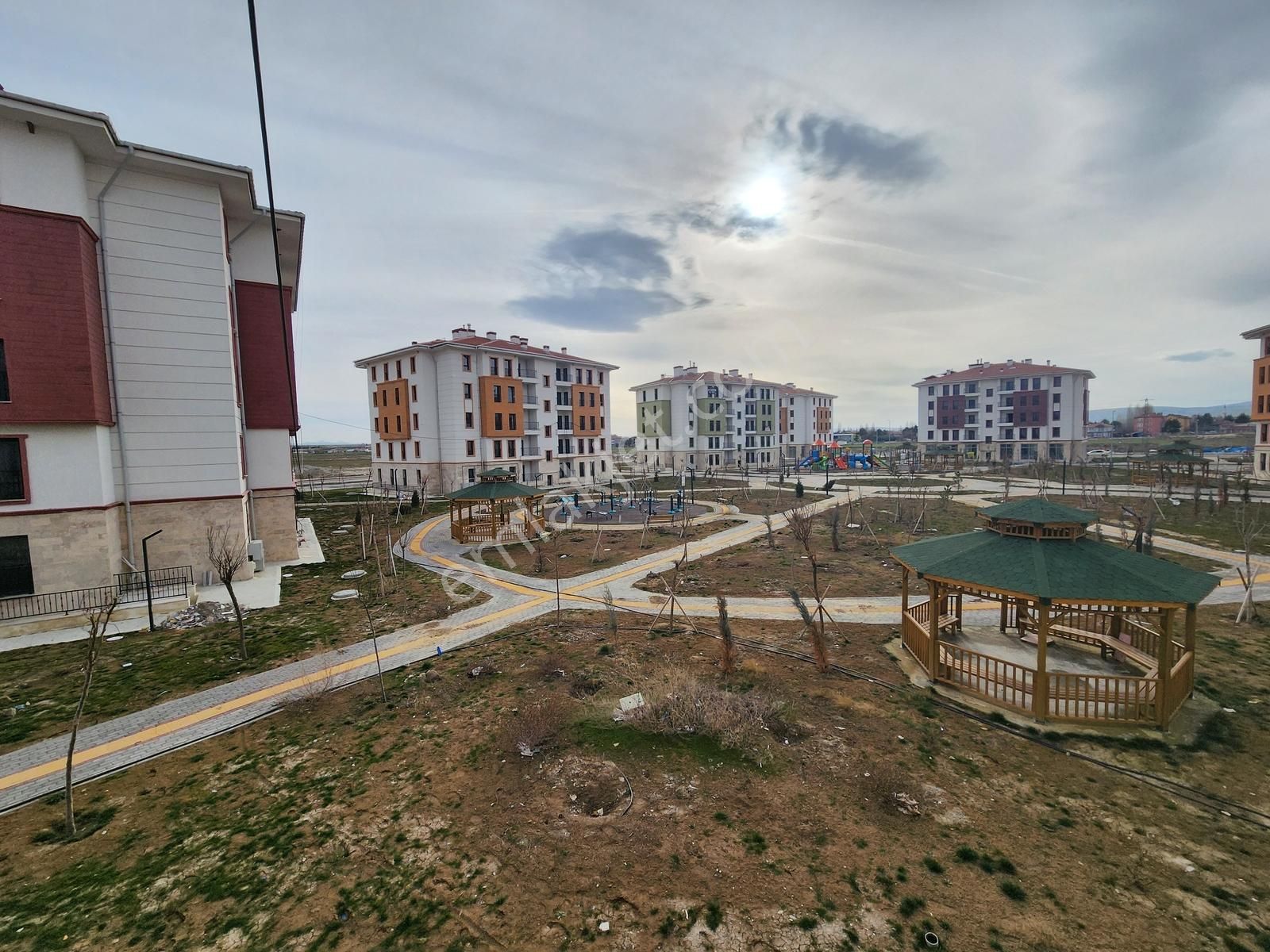 Güler^den Çubuk Tokide Sıfır 1.kat 3+1 125m2 Güney Peyzaj Manzar - Görsel 16