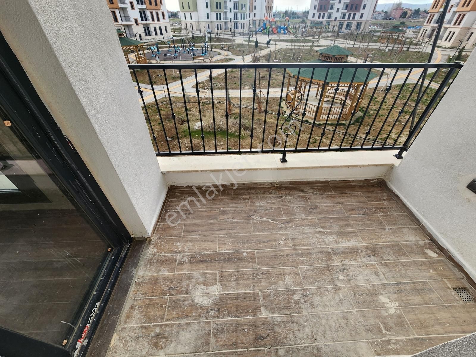 Güler^den Çubuk Tokide Sıfır 1.kat 3+1 125m2 Güney Peyzaj Manzar - Görsel 20
