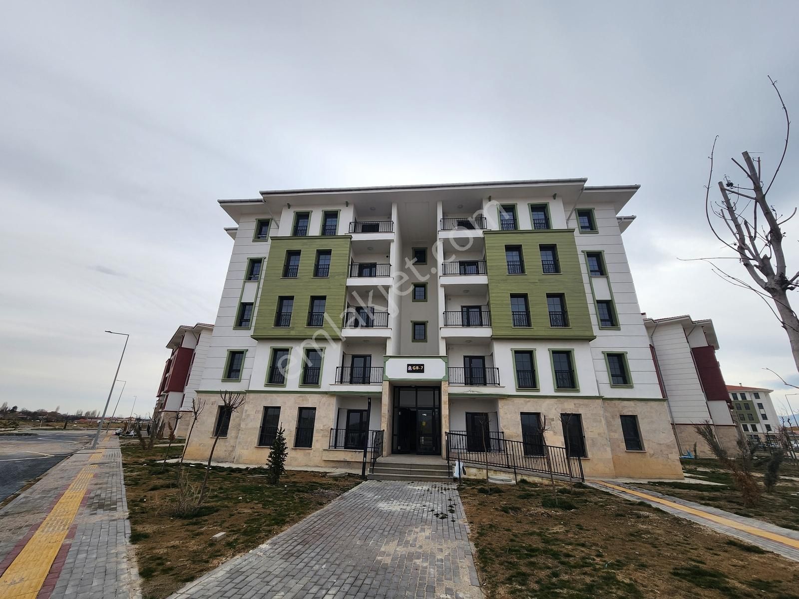 Güler^den Çubuk Tokide Sıfır 1.kat 3+1 125m2 Güney Peyzaj Manzar