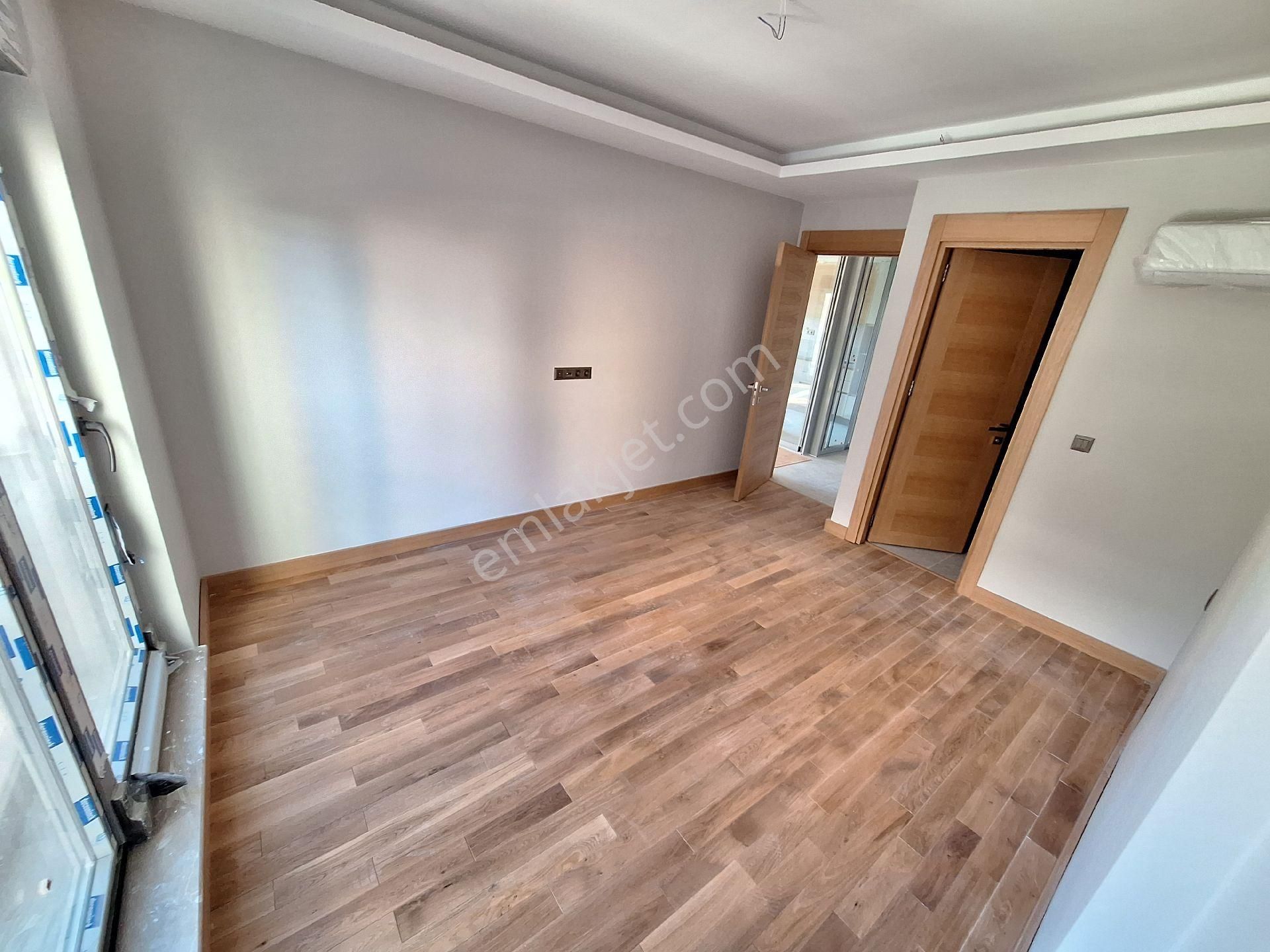 Konyaaltı Uncalı Mahallesinde Havuzlu Güvenlikli Site İçinde Yerden Isıtmalı Sıfır 2+1 Daire - Görsel 18