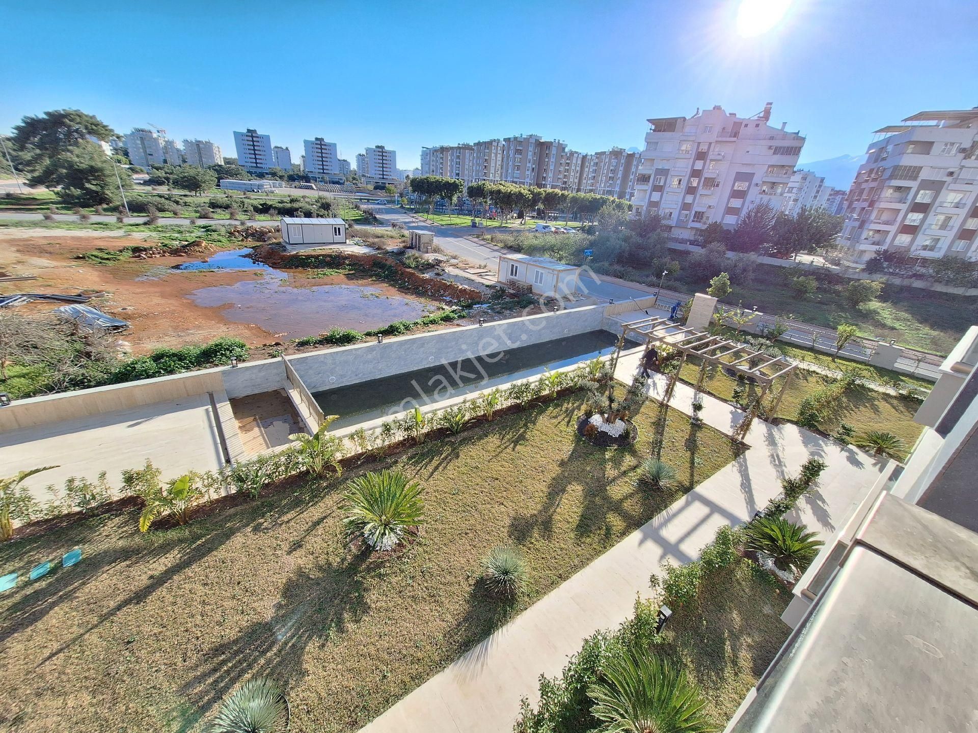 Konyaaltı Uncalı Mahallesinde Havuzlu Güvenlikli Site İçinde Yerden Isıtmalı Sıfır 2+1 Daire - Görsel 13