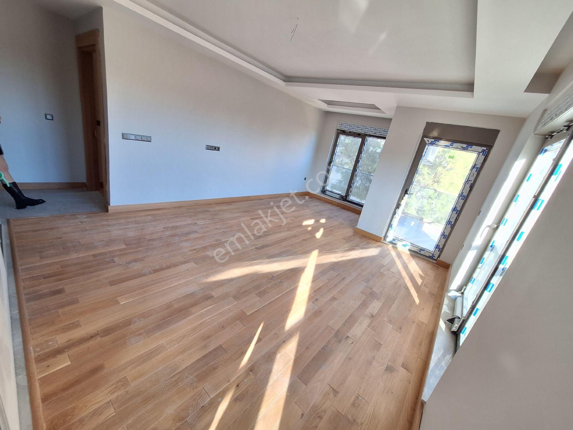 Konyaaltı Uncalı Mahallesinde Havuzlu Güvenlikli Site İçinde Yerden Isıtmalı Sıfır 2+1 Daire - Görsel 10