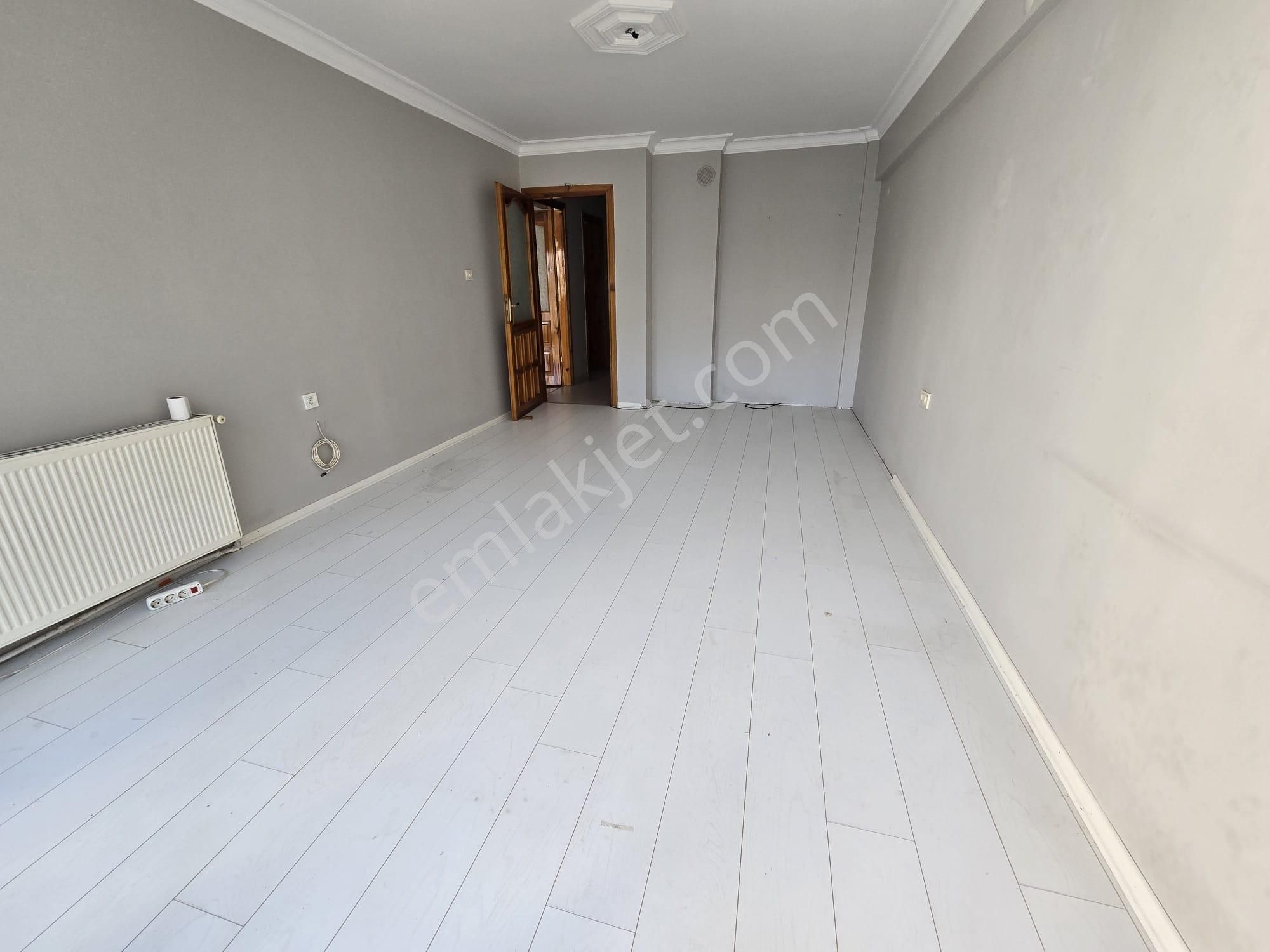 Karabağlar Üçkuyular Mahallesinde Doğalgazlı Kiralık 3+1 Daire - Görsel 25