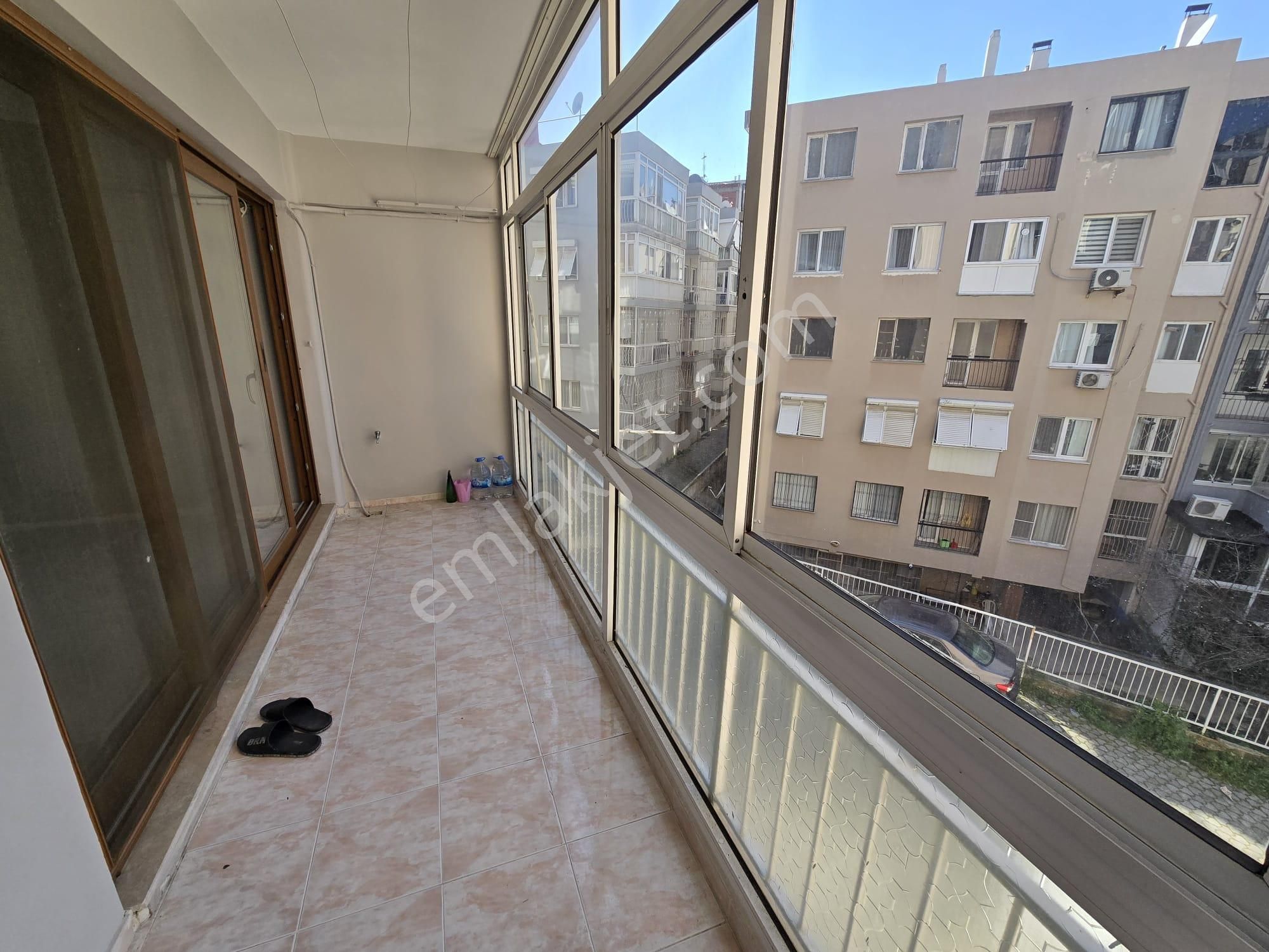 Karabağlar Üçkuyular Mahallesinde Doğalgazlı Kiralık 3+1 Daire - Görsel 11