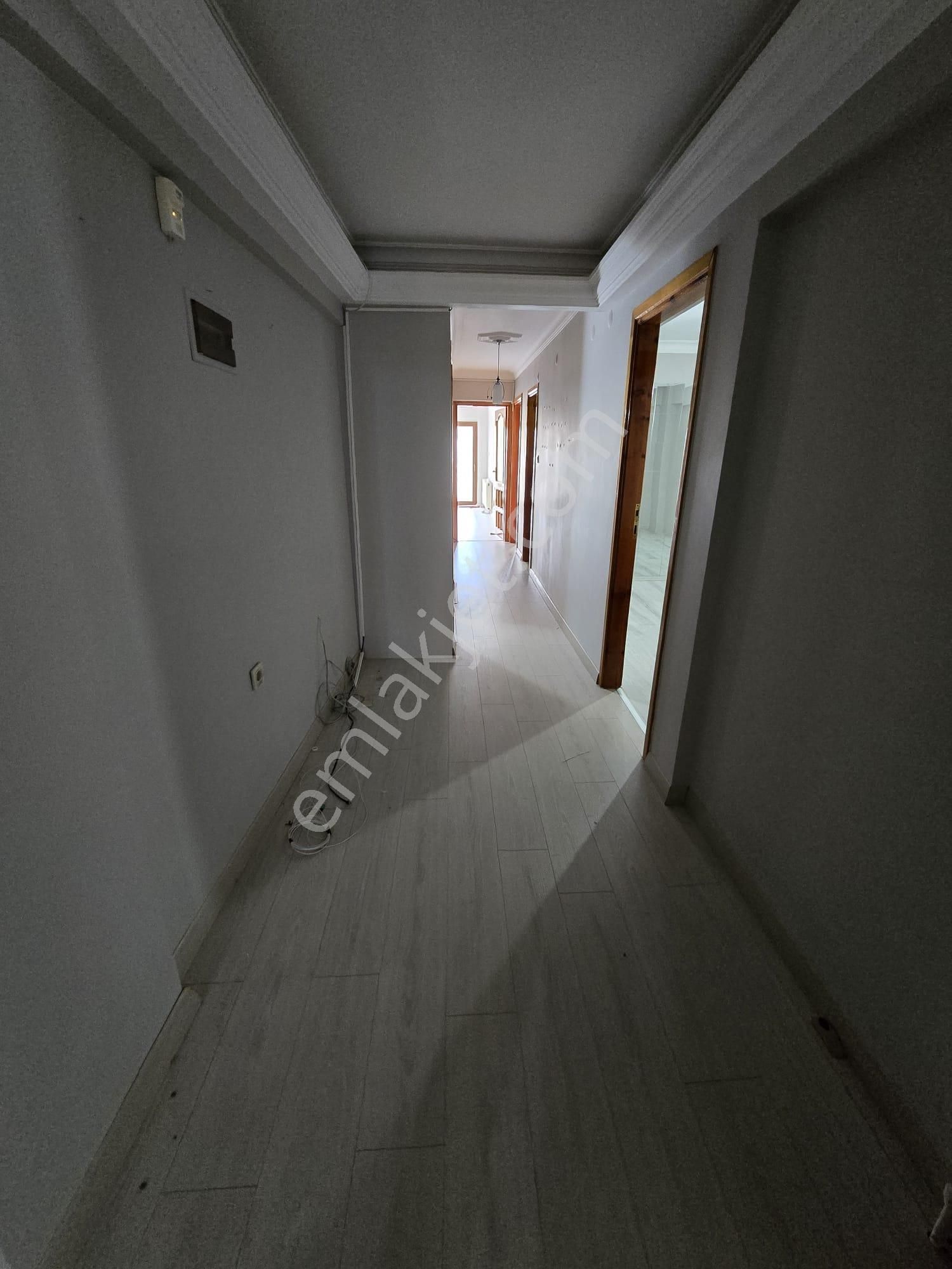 Karabağlar Üçkuyular Mahallesinde Doğalgazlı Kiralık 3+1 Daire - Görsel 29