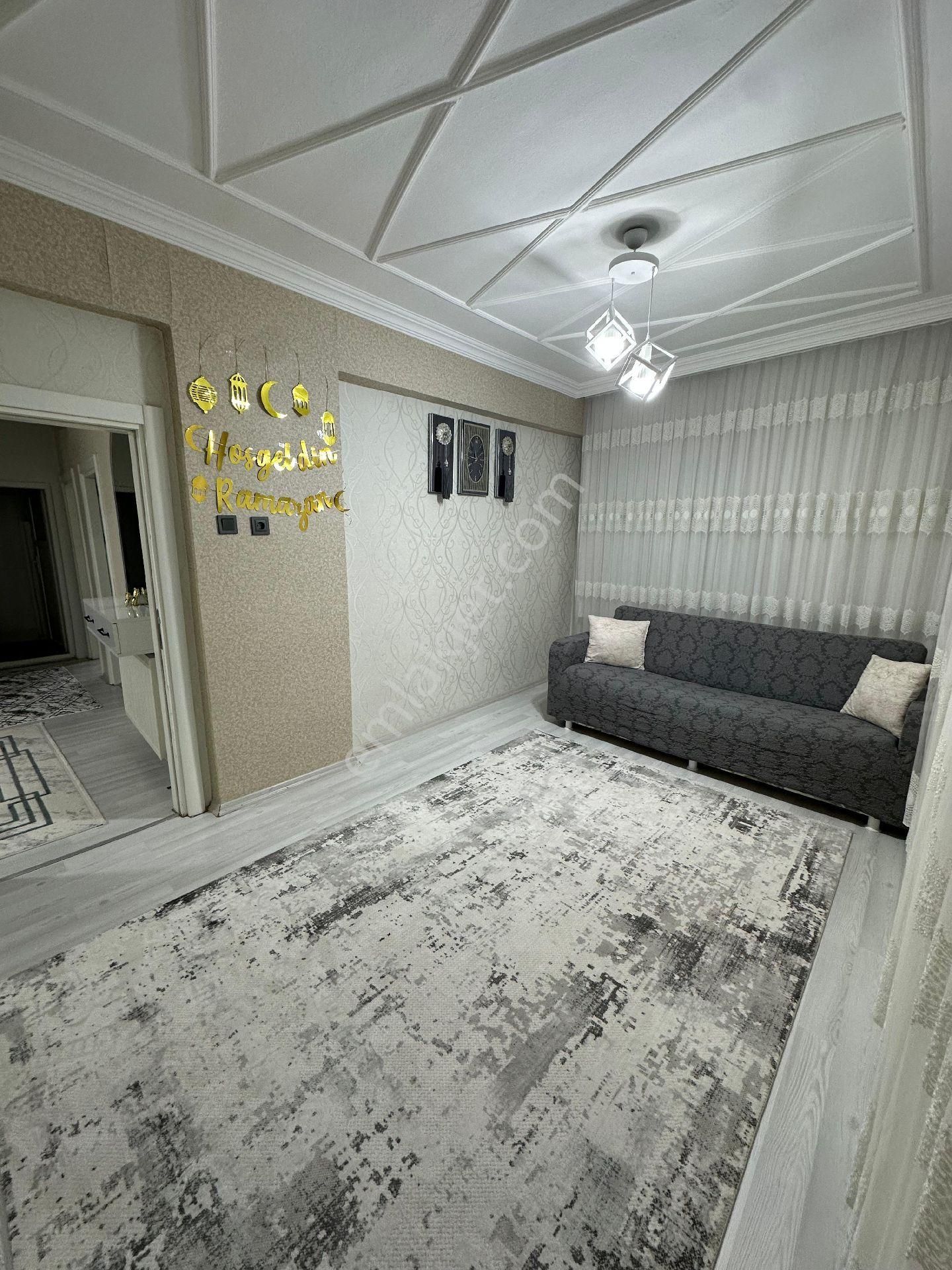 Bayramoğlu Camisi Civarı Hatboyu Caddesi Üzerinde İçi Full Yapılı Temiz