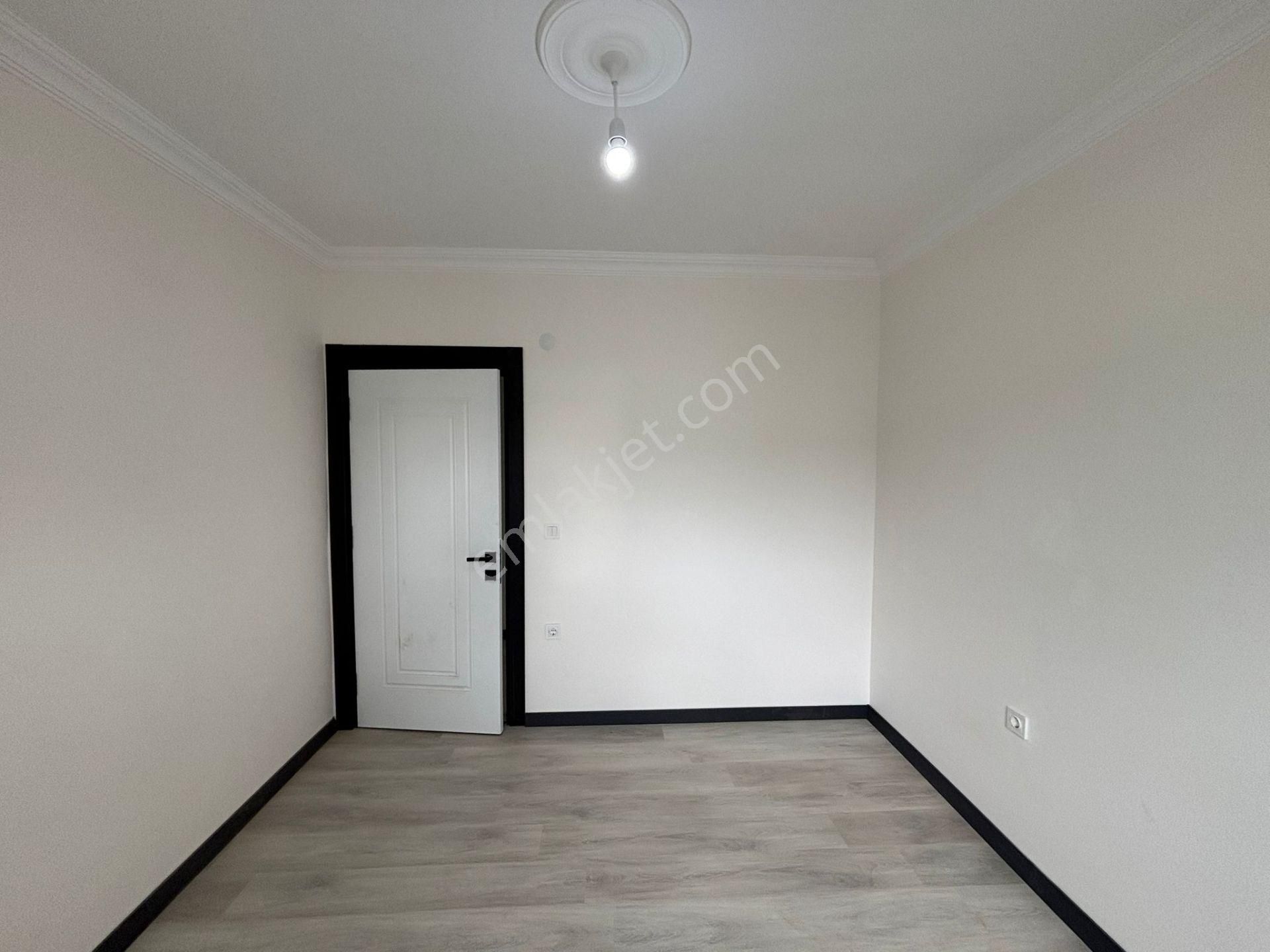 **eryıldız İnşaat'tan**fevzipaşa Merkezi Konumda İskanlı K.otoparklı 2+1**4.kat Güney Cephe - Görsel 25