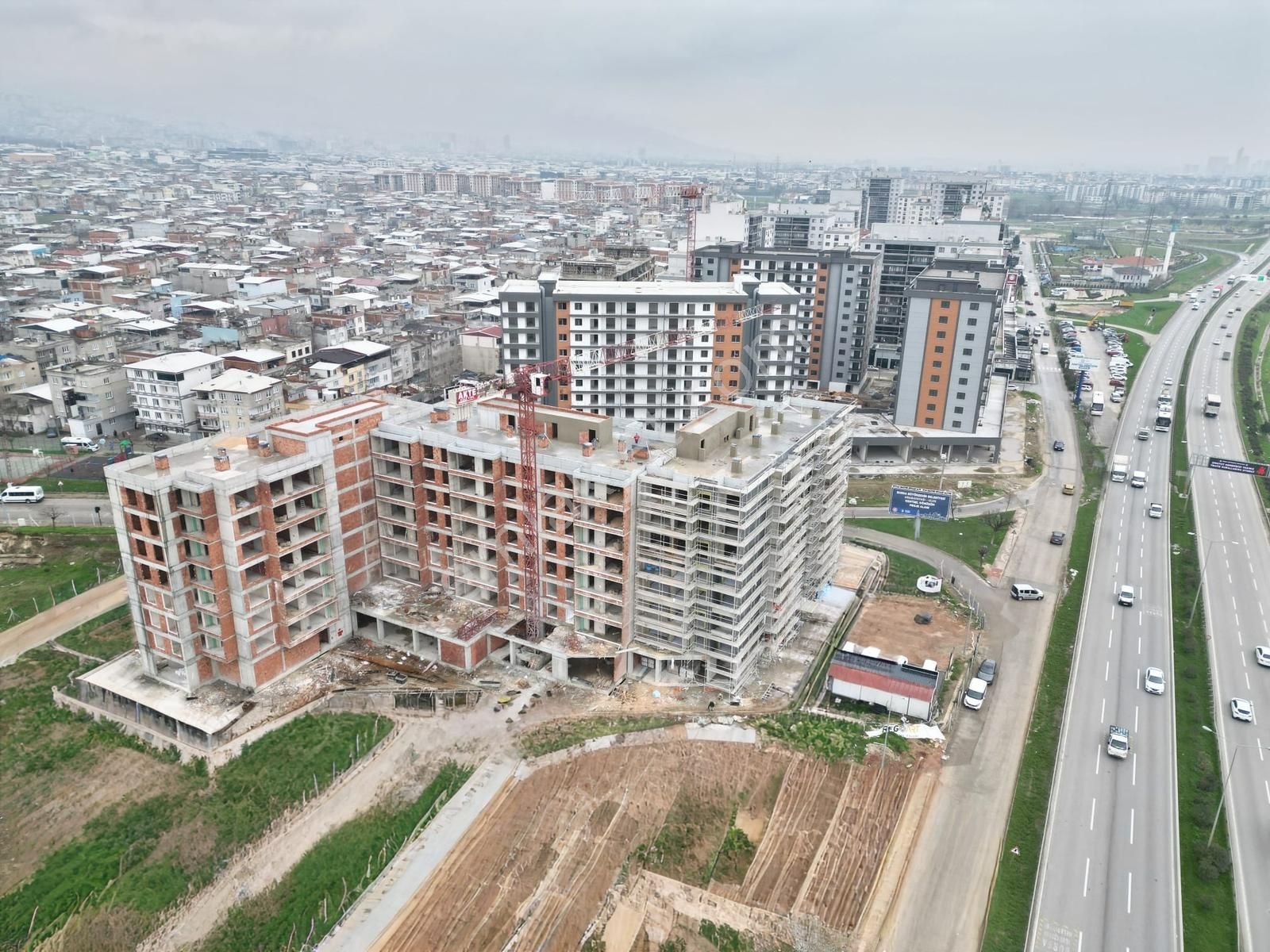 Cb Başrol'den Yıldırım Arabayatağında Satılık Dükkanlar