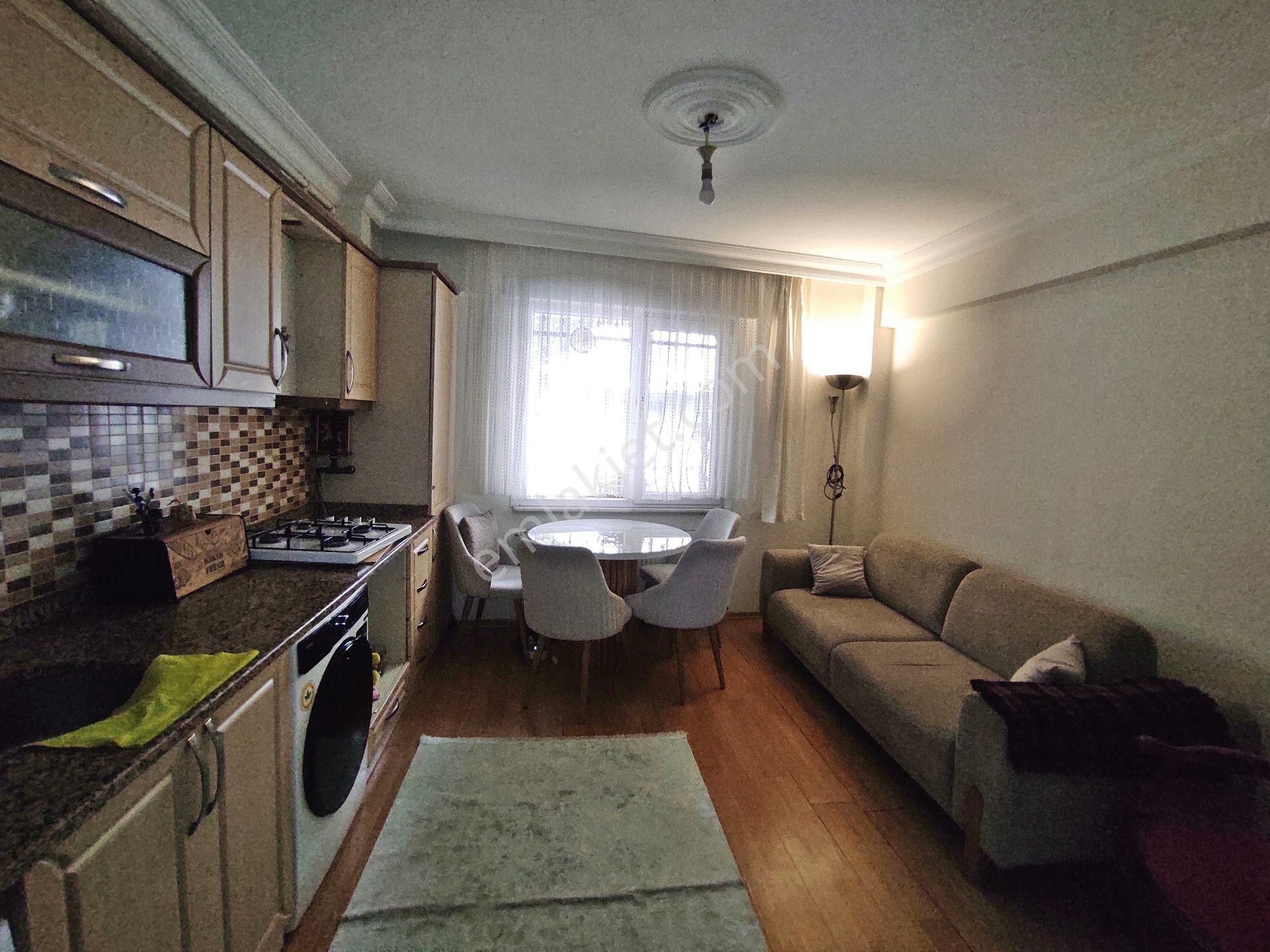 Bahçelievler Cumhuriyet Mah 65,m2-2+1,yüksek Giriş Daire - Görsel 4