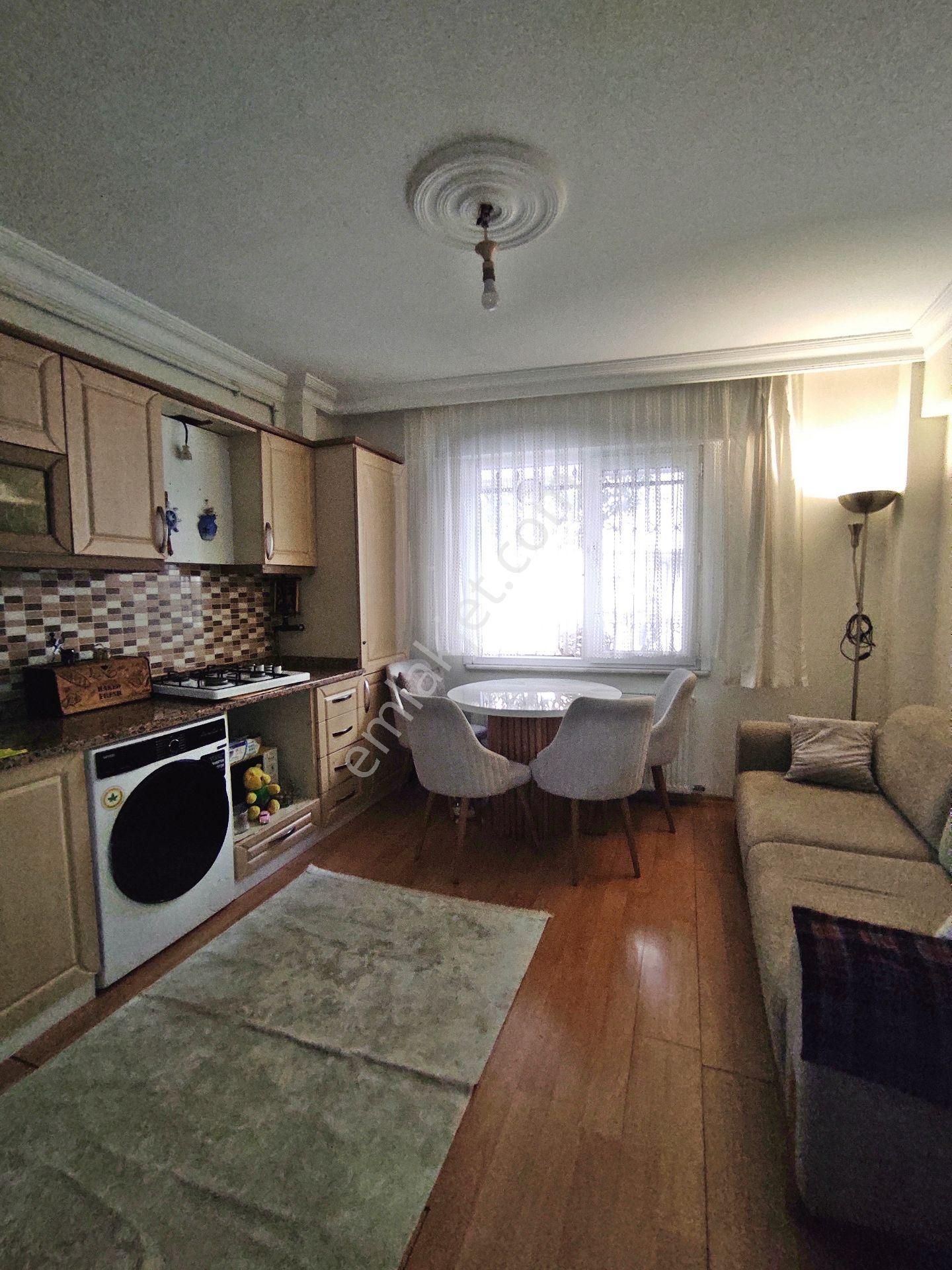 Bahçelievler Cumhuriyet Mah 65,m2-2+1,yüksek Giriş Daire - Görsel 3