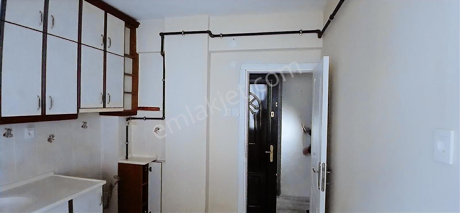 Aydın Nazilli Cumhuriyet Adliye Yanı Doğalgazlıkiralık 3+1 Daire - Görsel 11