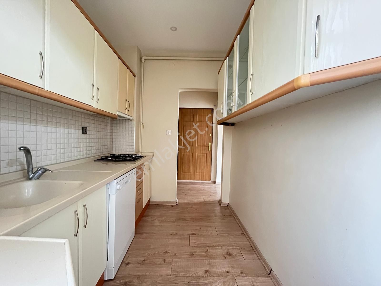 Sbell'den Milli Kütüphane Yakını Ara Katta Ön Cephede Yapılı 2+1 - Görsel 14