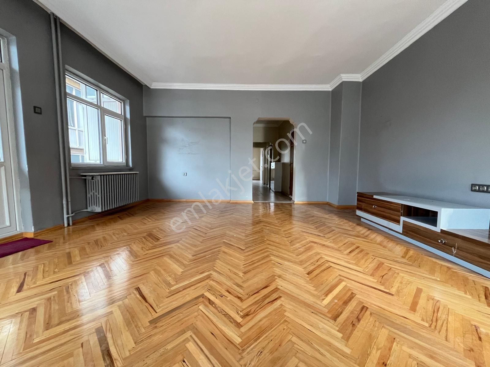 Sbell'den Milli Kütüphane Yakını Ara Katta Ön Cephede Yapılı 2+1 - Görsel 5