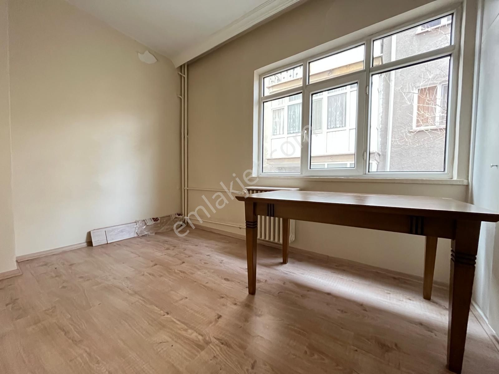 Sbell'den Milli Kütüphane Yakını Ara Katta Ön Cephede Yapılı 2+1 - Görsel 12