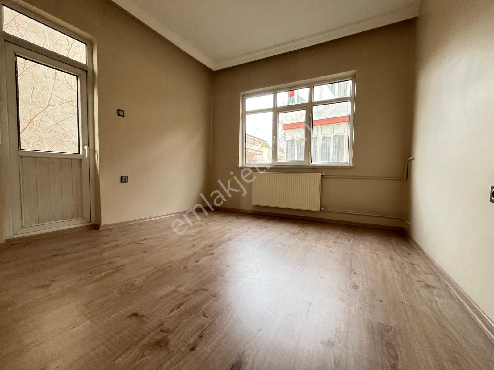 Sbell'den Milli Kütüphane Yakını Ara Katta Ön Cephede Yapılı 2+1 - Görsel 7