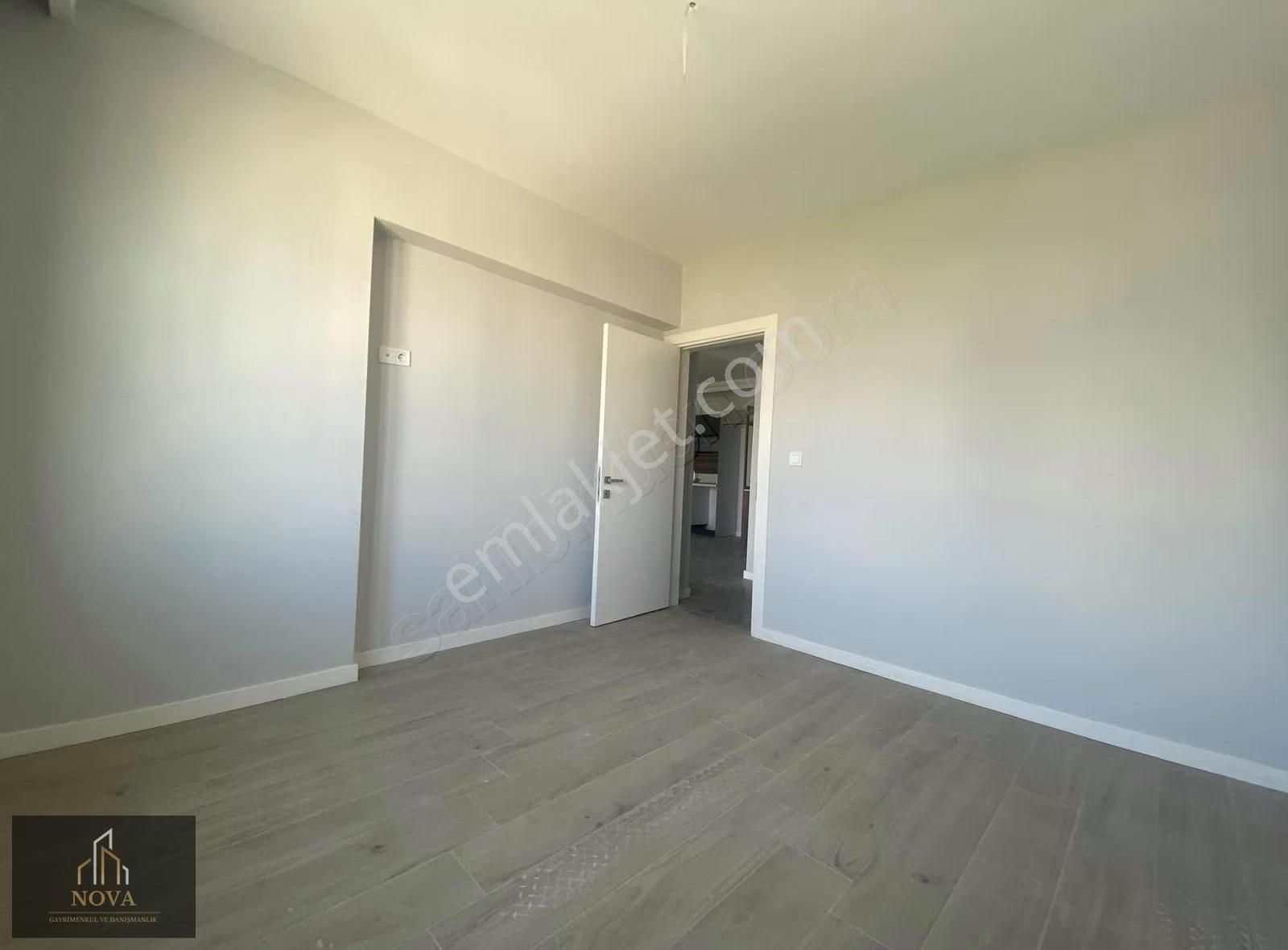 Nova'dan Cinkaya Mevki Site İçerisinde 1+1 Lüks Kiralık Daire - Görsel 22