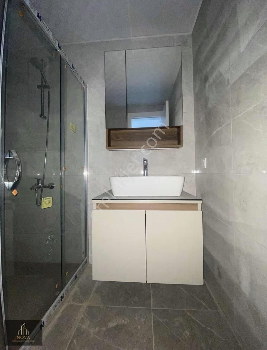 Nova'dan Cinkaya Mevki Site İçerisinde 1+1 Lüks Kiralık Daire - Görsel 12