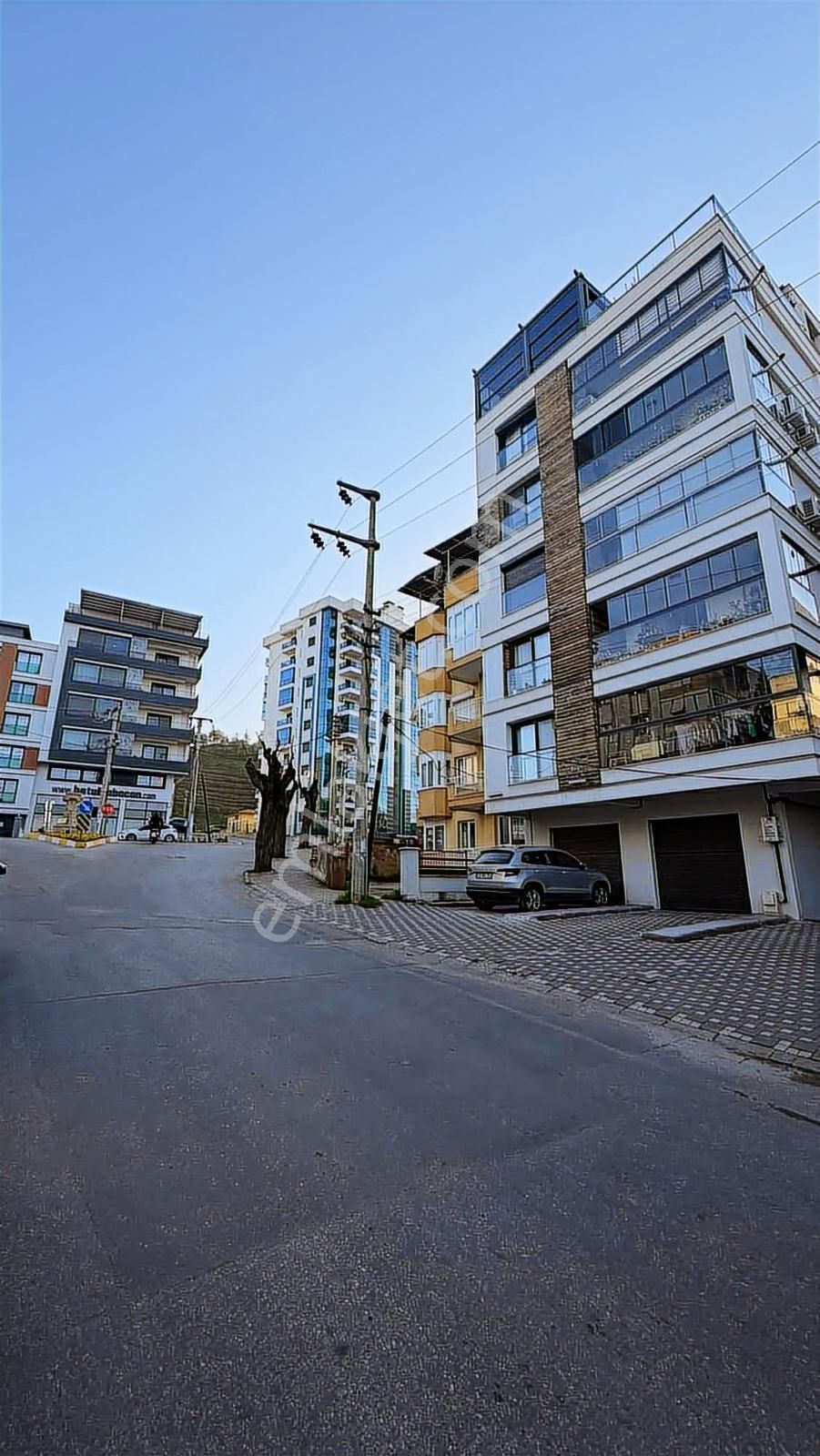 Salihli Aksoy Mahallesinde Satılık Arakat 3+1 - Görsel 11