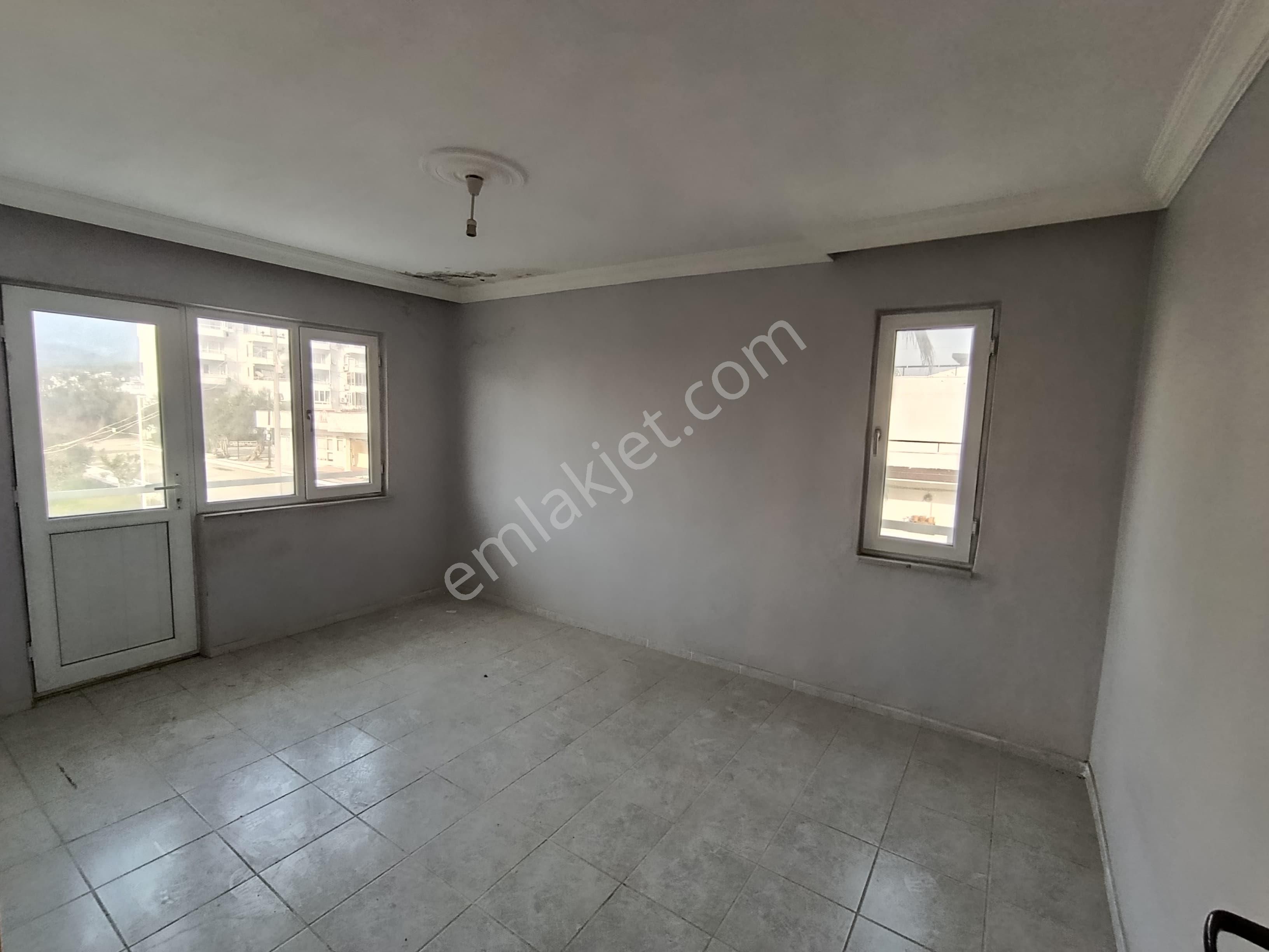 Güre’de Denize 100 Metre Mesafede Tripleks 5+1 Villa - Görsel 32