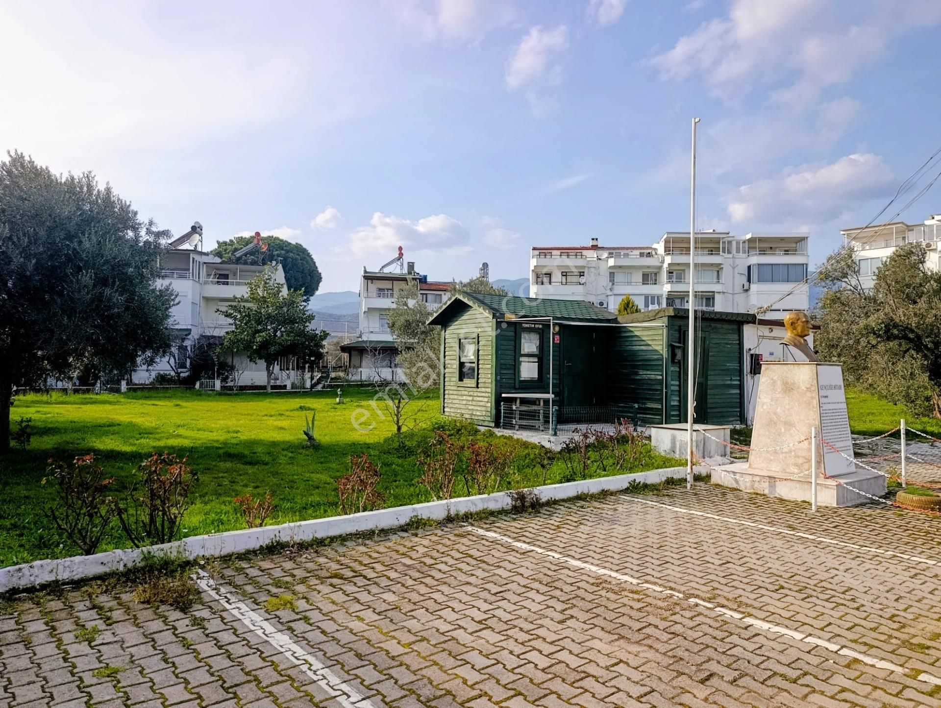 Güre’de Denize 100 Metre Mesafede Tripleks 5+1 Villa - Görsel 9