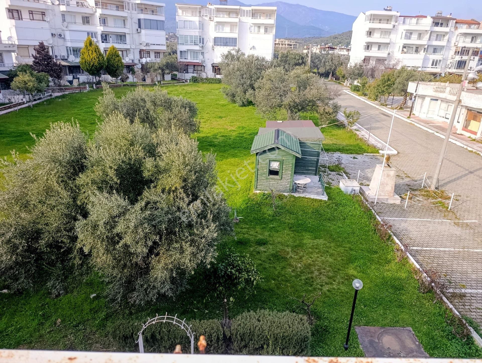 Güre’de Denize 100 Metre Mesafede Tripleks 5+1 Villa - Görsel 19