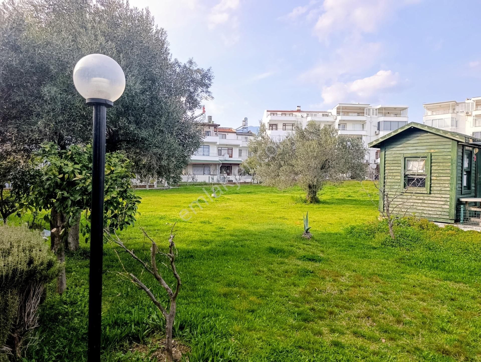 Güre’de Denize 100 Metre Mesafede Tripleks 5+1 Villa