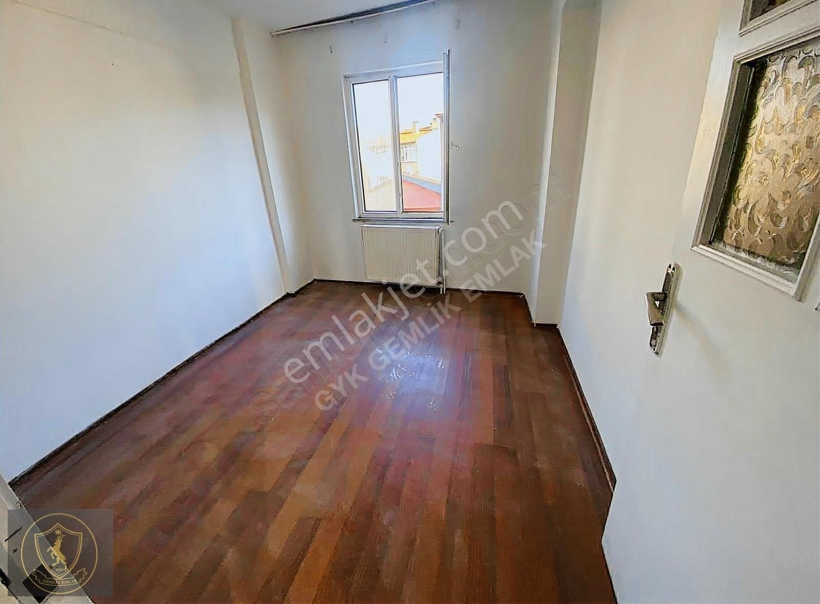 Gemlik Merkezde, Teraslı 2.5+1 Kiralık Daire - Görsel 17