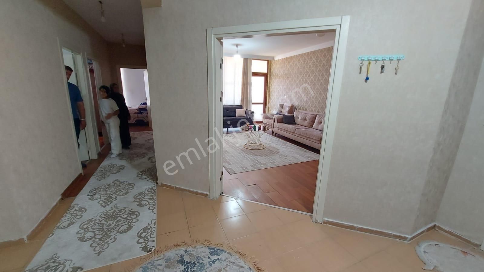 Bilgen Vatan'dan Kuzey Ankara Toki Blokları Manzaralı Lüks Yapılı Site İçerisi Eşyyalı Kiralık - Görsel 22