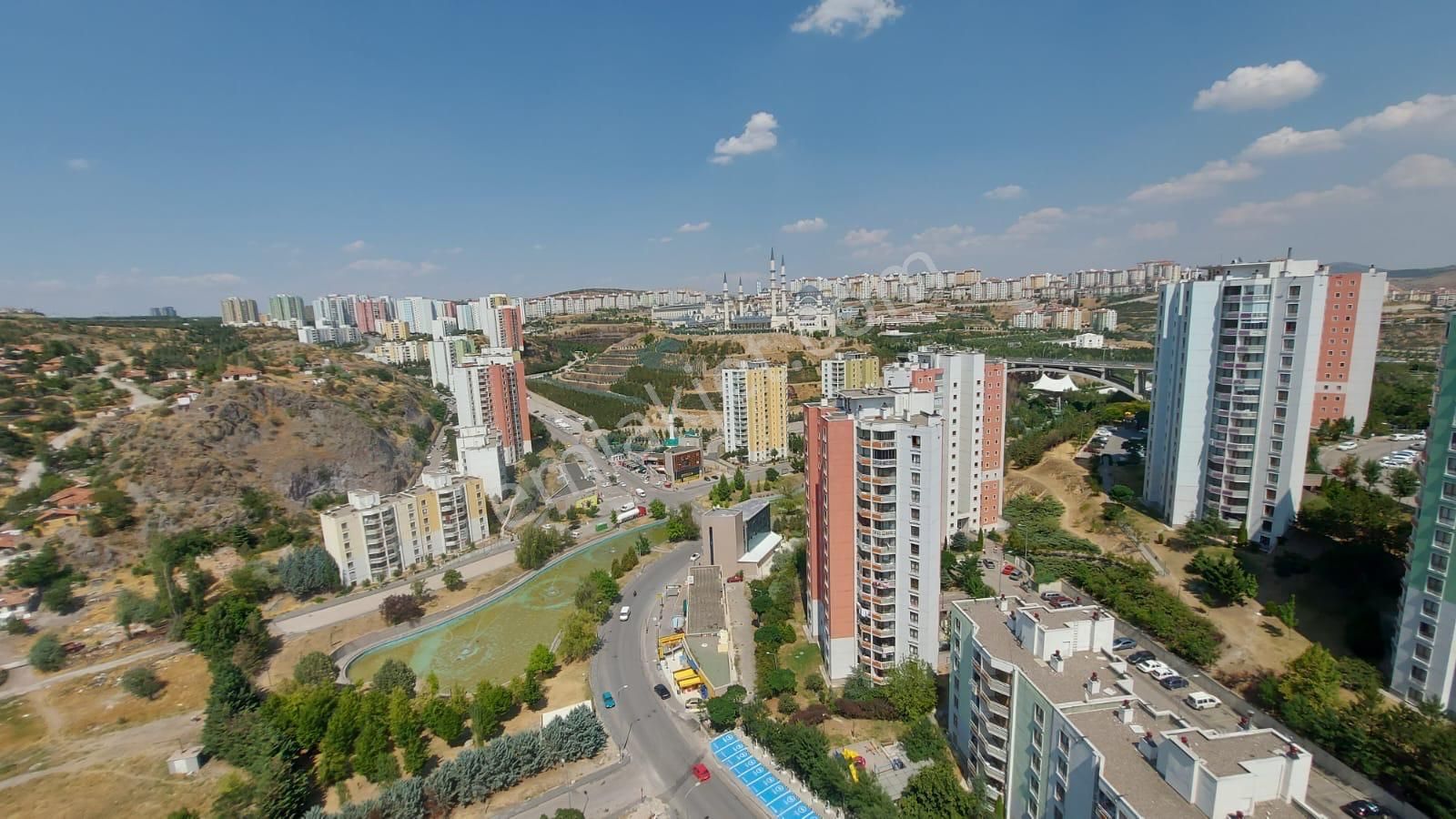 Bilgen Vatan'dan Kuzey Ankara Toki Blokları Manzaralı Lüks Yapılı Site İçerisi Eşyyalı Kiralık - Görsel 2