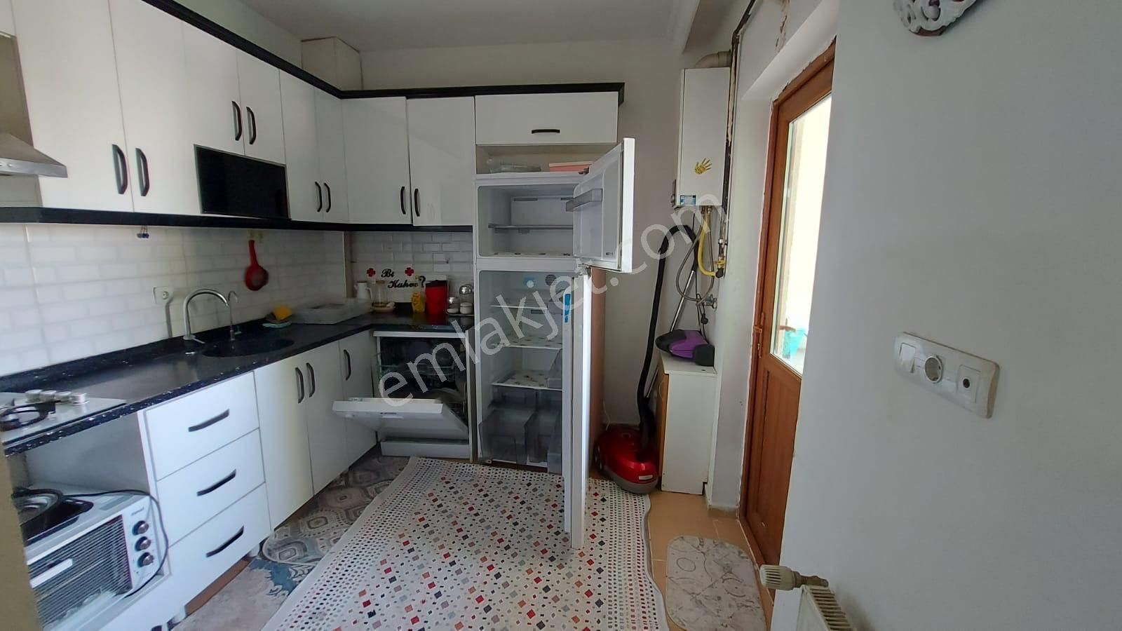 Bilgen Vatan'dan Kuzey Ankara Toki Blokları Manzaralı Lüks Yapılı Site İçerisi Eşyyalı Kiralık - Görsel 9