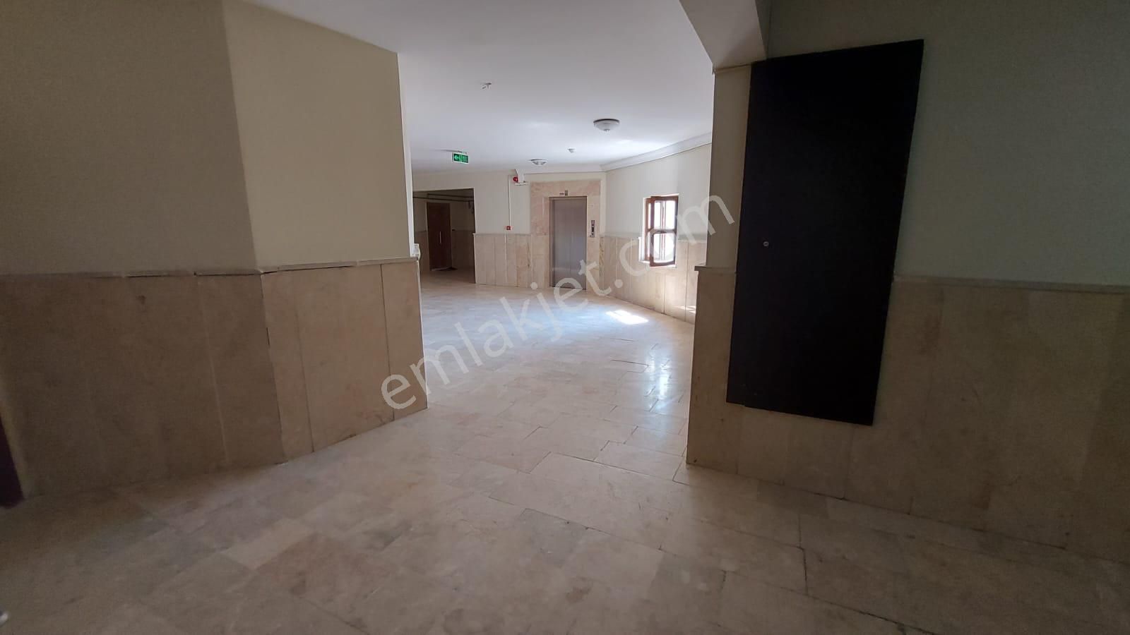 Bilgen Vatan'dan Kuzey Ankara Toki Blokları Manzaralı Lüks Yapılı Site İçerisi Eşyyalı Kiralık - Görsel 7