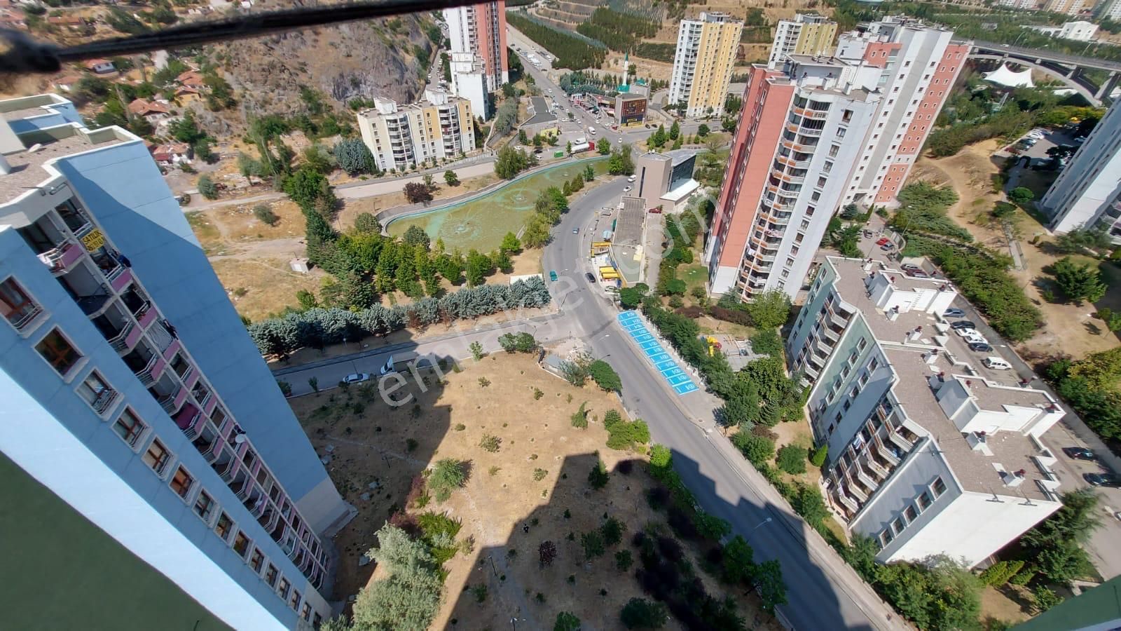 Bilgen Vatan'dan Kuzey Ankara Toki Blokları Manzaralı Lüks Yapılı Site İçerisi Eşyyalı Kiralık - Görsel 4