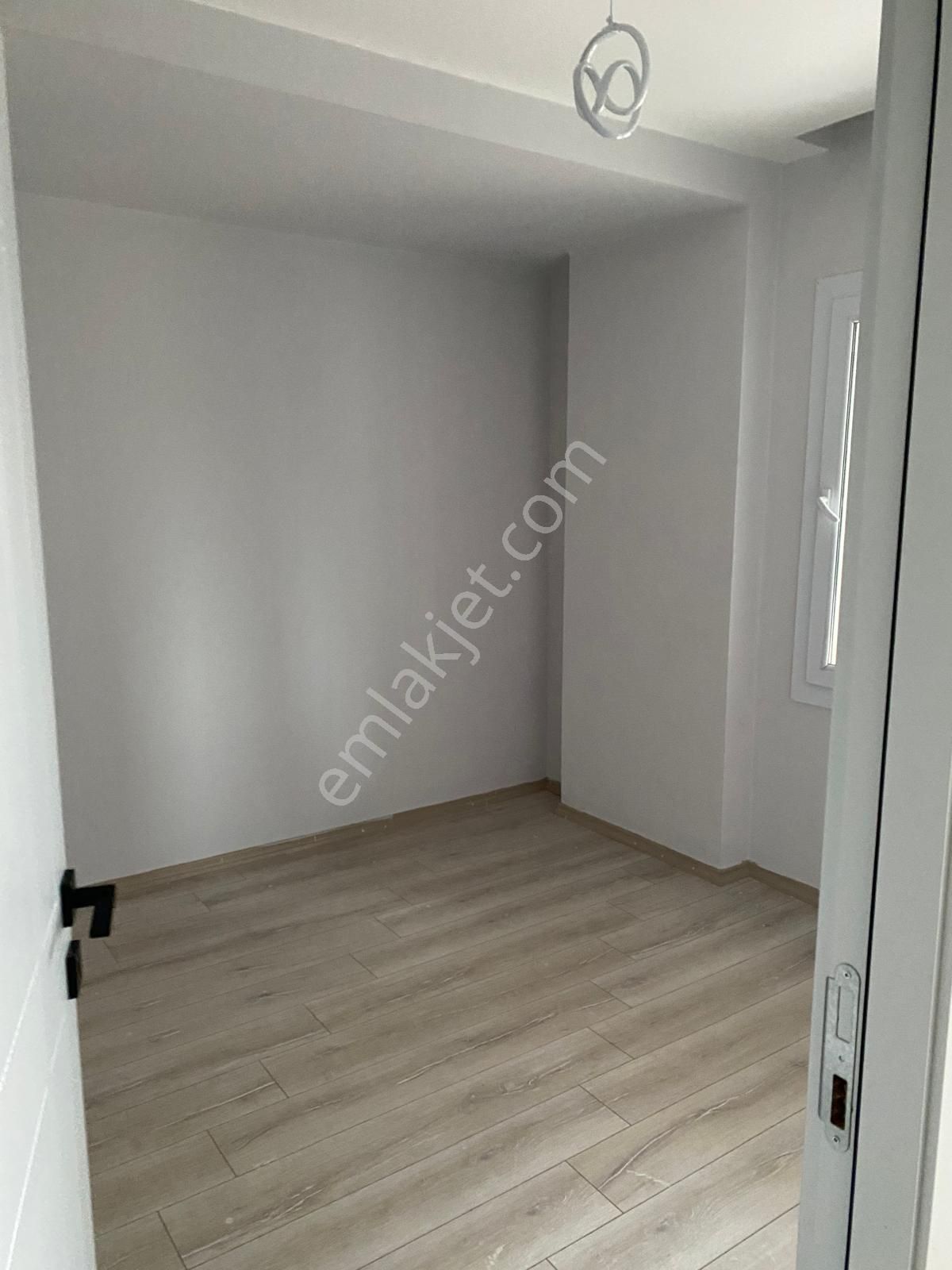 Sahibinden Havuzlu Doğalgazlı 2+1 Köşe Daire - Görsel 22