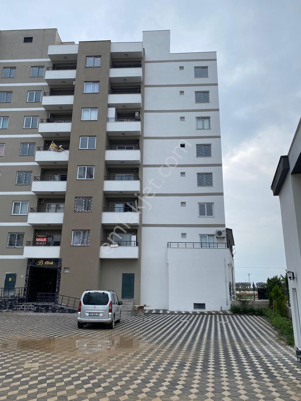 Sahibinden Havuzlu Doğalgazlı 2+1 Köşe Daire - Görsel 13