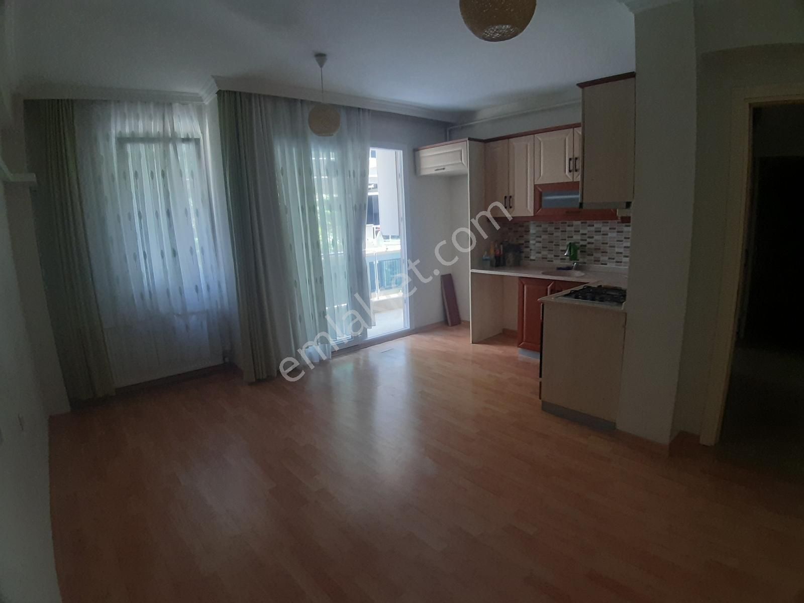 Kiralık Daire, 2+1, D.gazlı, Klimalı, Ara Kat, Dedebaşında - Görsel 2