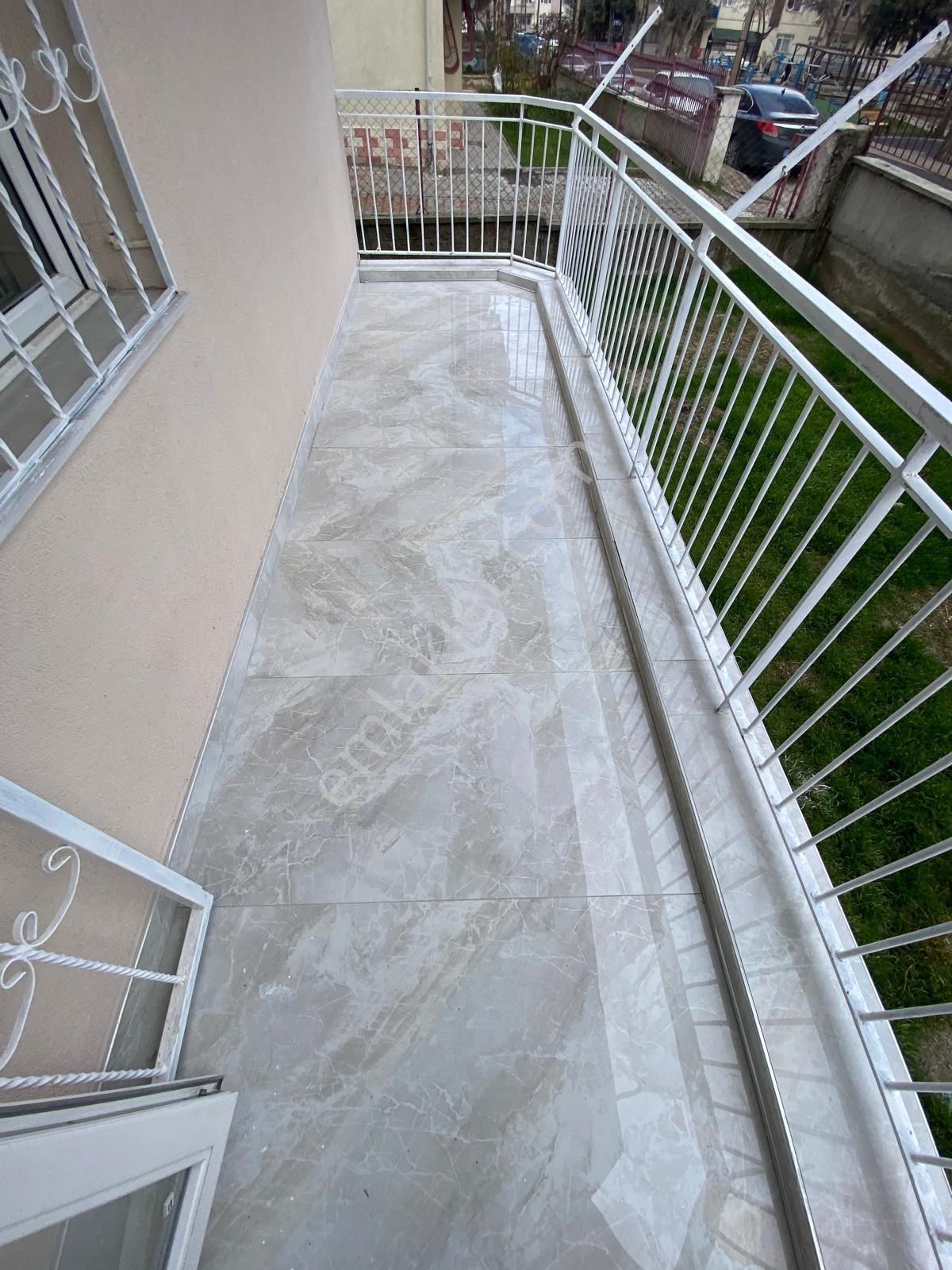 Yılmaz Gayrimenkul'den Malazgirt Mahallesinde Giriş Katta Full Yapılı Lüks Daire - Görsel 30