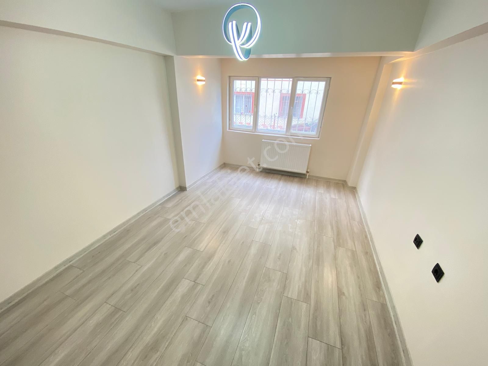 Yılmaz Gayrimenkul'den Malazgirt Mahallesinde Giriş Katta Full Yapılı Lüks Daire - Görsel 25