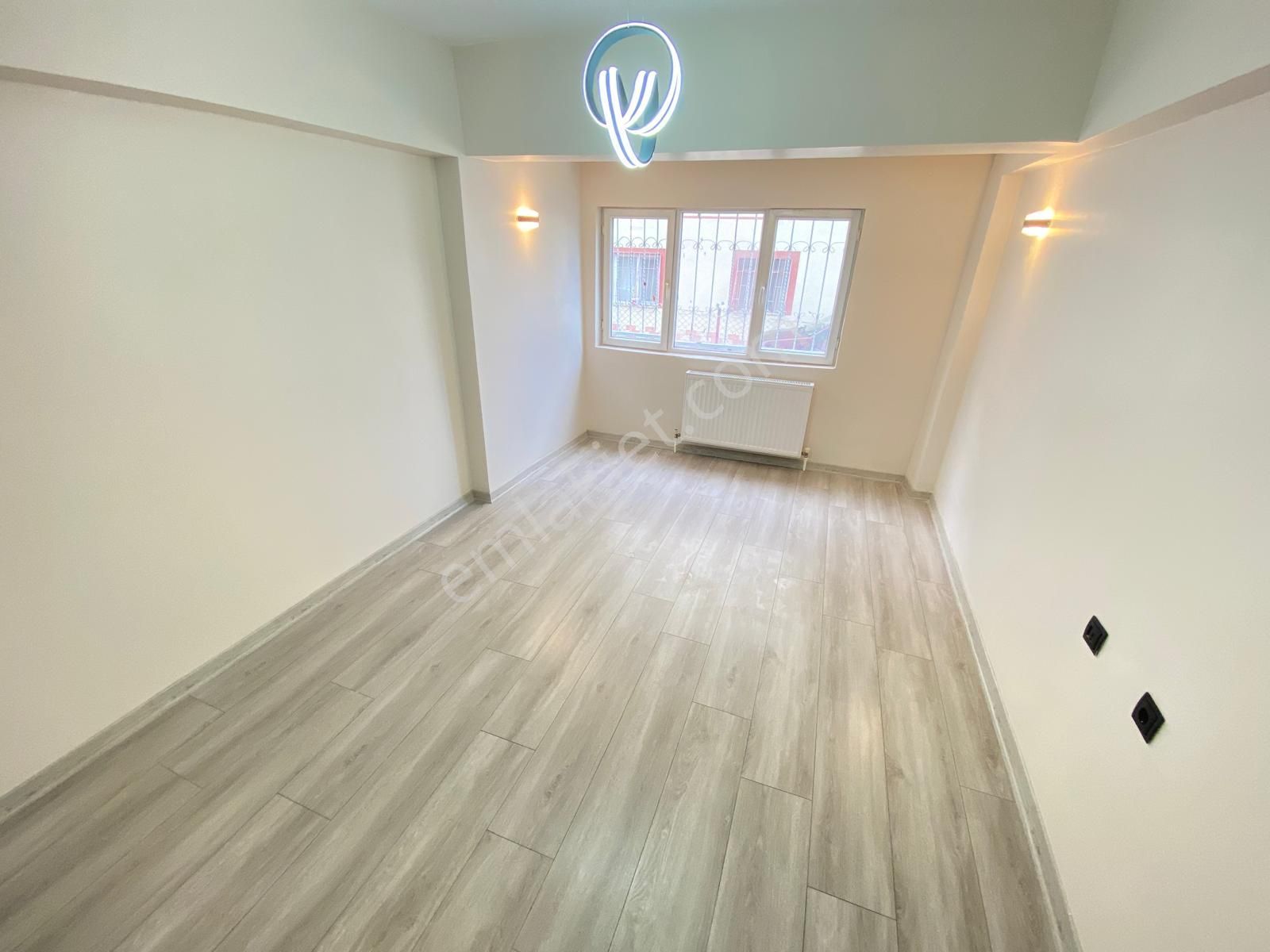 Yılmaz Gayrimenkul'den Malazgirt Mahallesinde Giriş Katta Full Yapılı Lüks Daire - Görsel 33