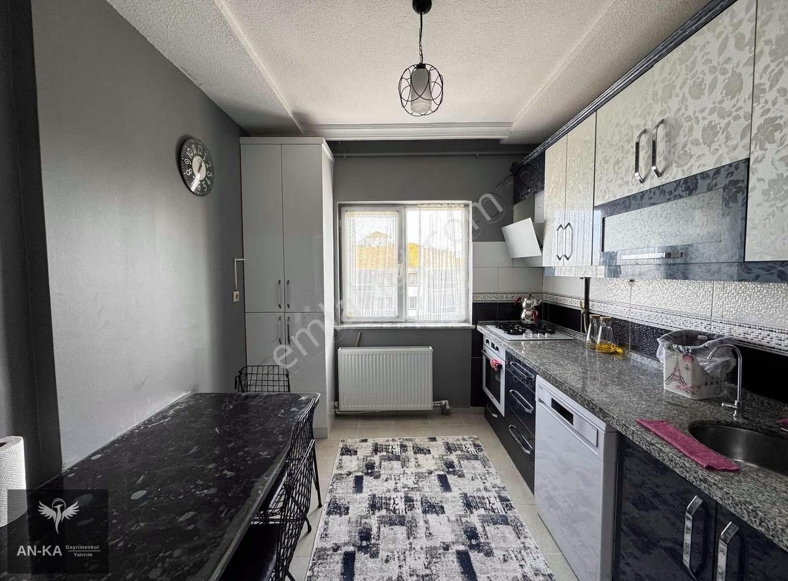 An-ka'dan Mehmet Akif Tokide 4 Katlılarda Yapılı Satılık Daire - Görsel 2