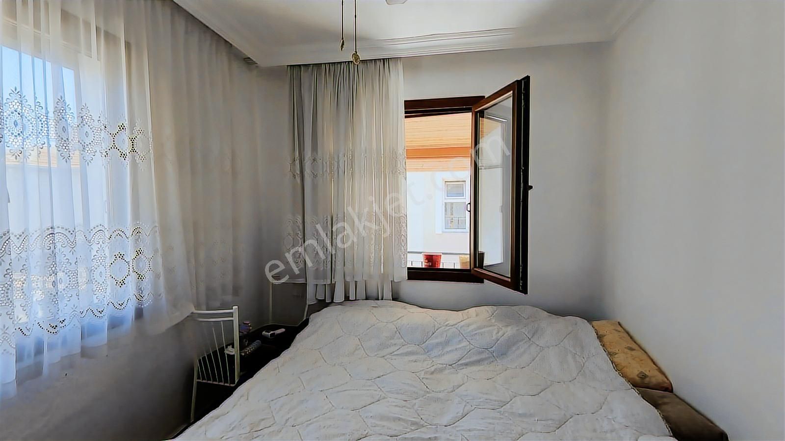 Ayvalık Sarımsaklıda Site İçinde 3+1 Villa - Görsel 34