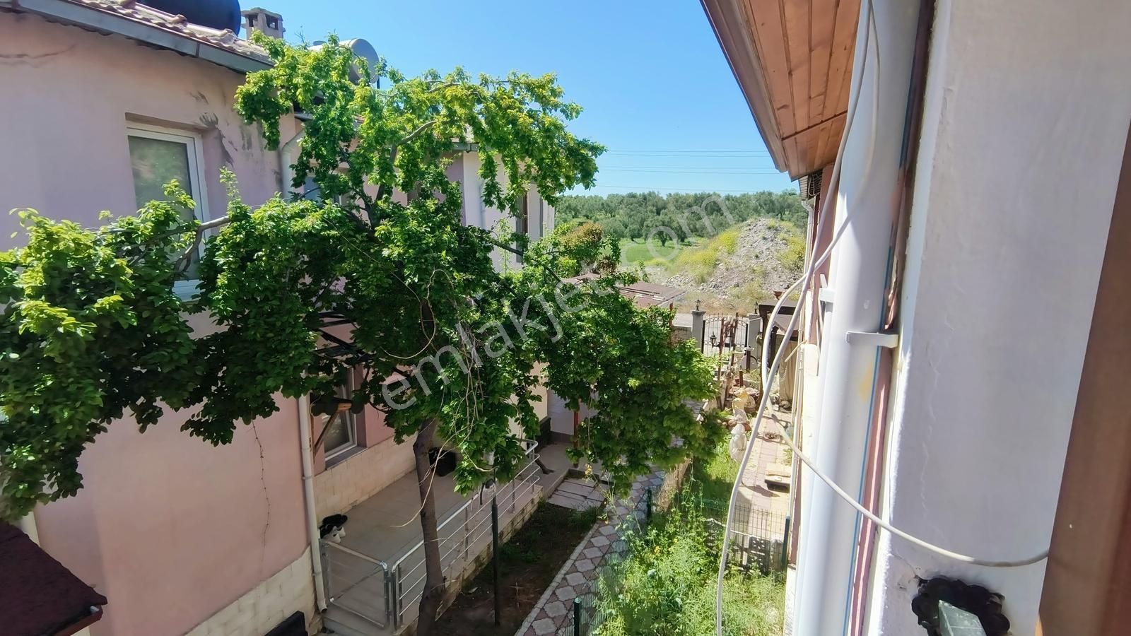 Ayvalık Sarımsaklıda Site İçinde 3+1 Villa - Görsel 24
