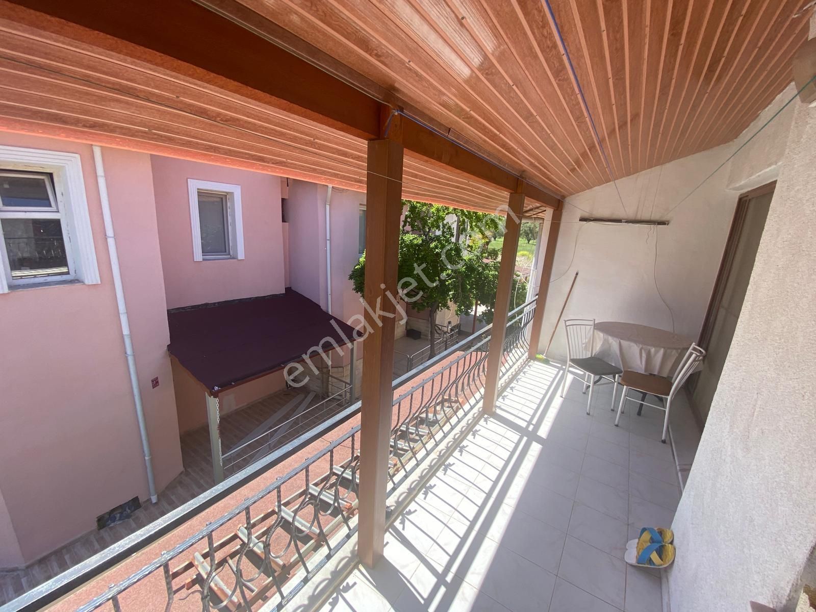 Ayvalık Sarımsaklıda Site İçinde 3+1 Villa - Görsel 20