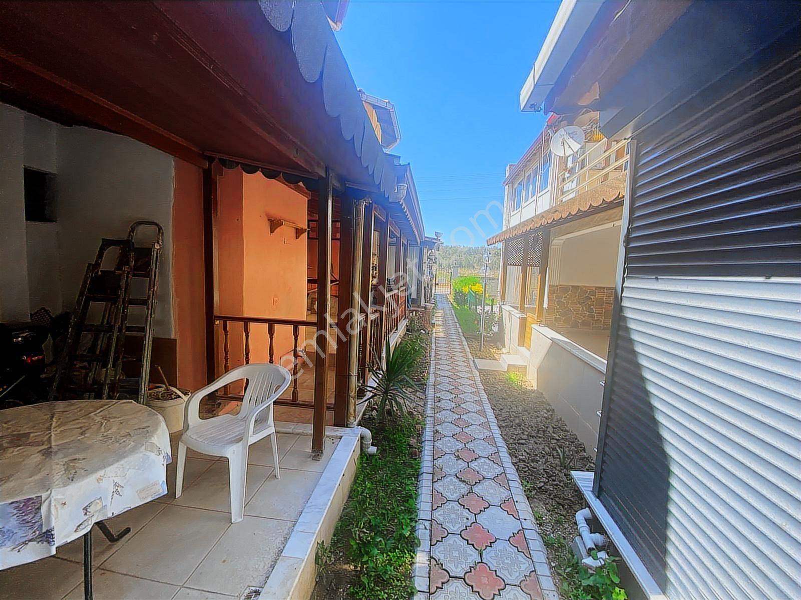 Ayvalık Sarımsaklıda Site İçinde 3+1 Villa - Görsel 15