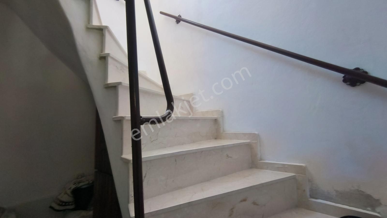 Ayvalık Sarımsaklıda Site İçinde 3+1 Villa - Görsel 22