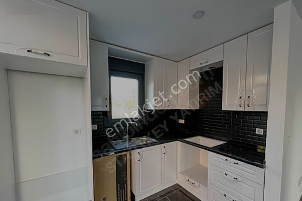 Ayvalık Küçükköy Satılık Yazlık Deniz Manzaralı Dubleks Villa - Görsel 15