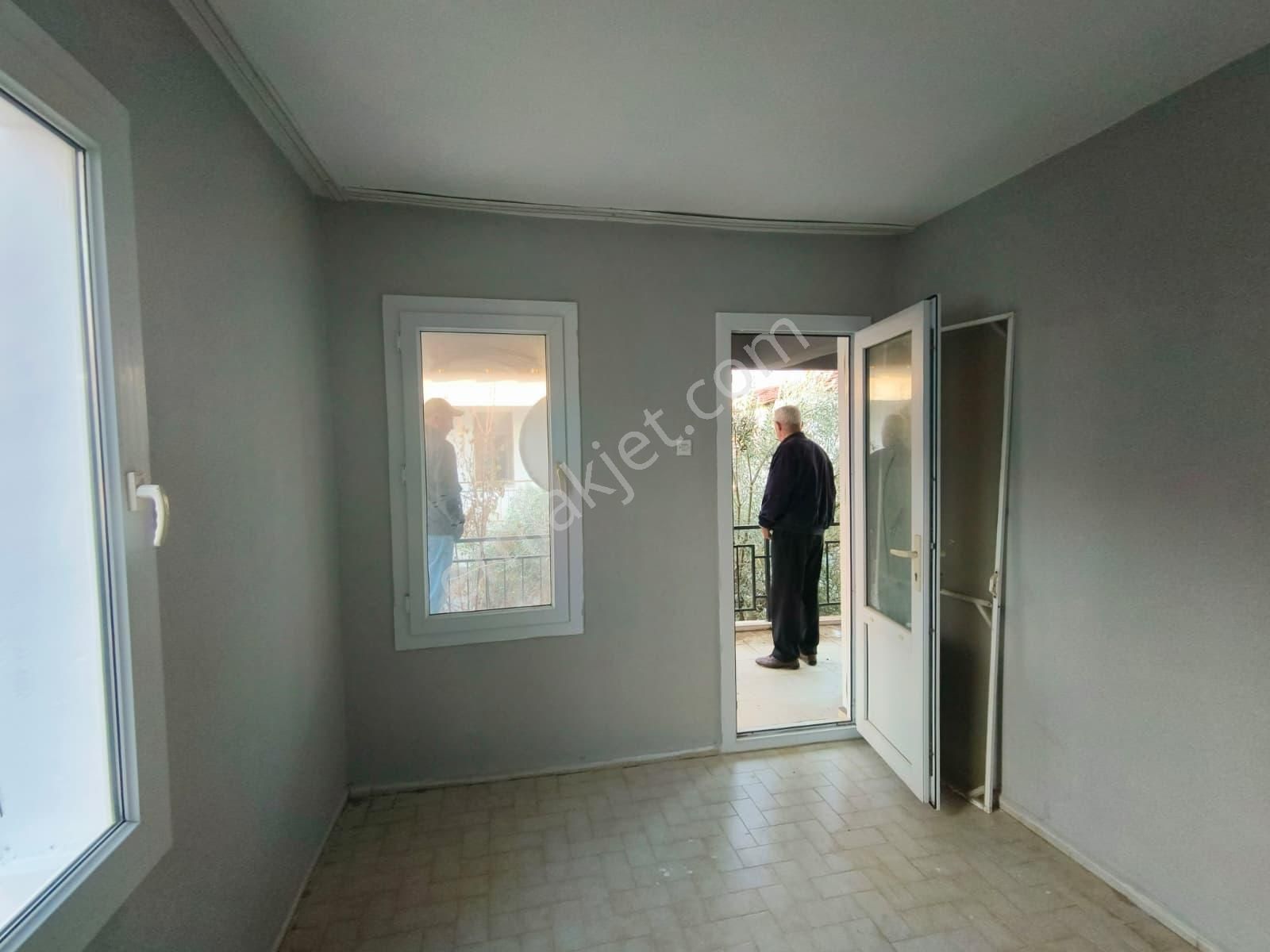 Ayvalık Sarımsaklı Denize 200m Mesafede Satılık Dubleks Villa - Görsel 31