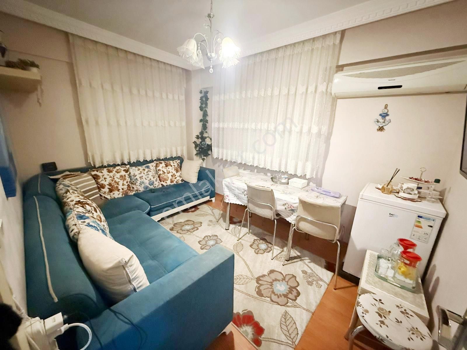 Fatih Emlak Tan 2+1 Yuksek Giriş Krediye Uygun 15 Yıllık Çakmak Duragına Yakın