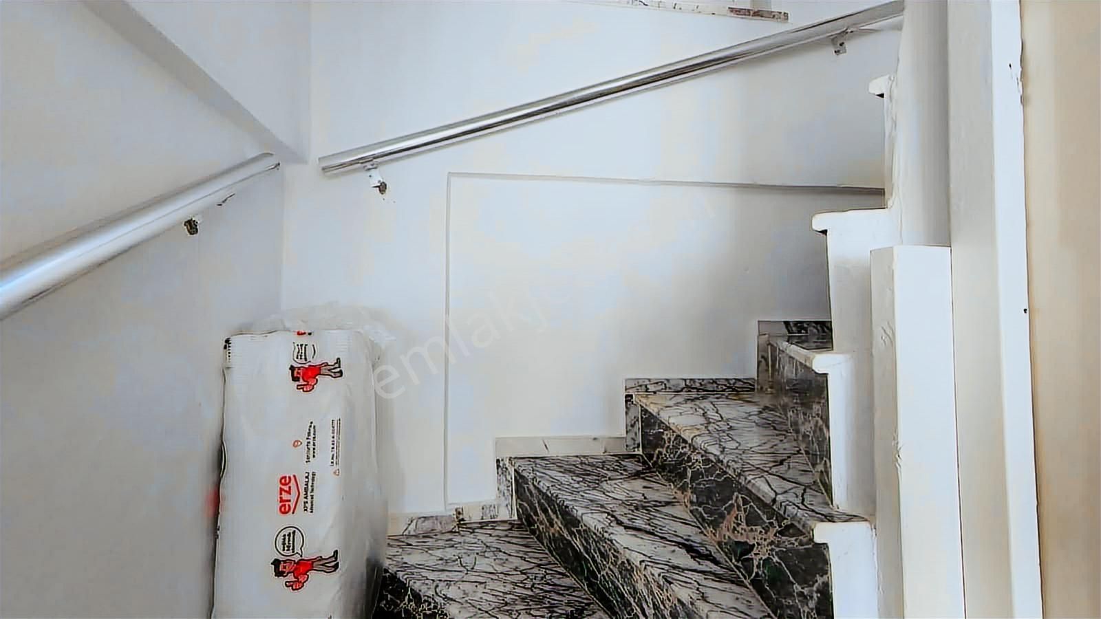 Ayvalık Küçükköyde Sakinliği Ve Konforu Buluşturan Villa - Görsel 32