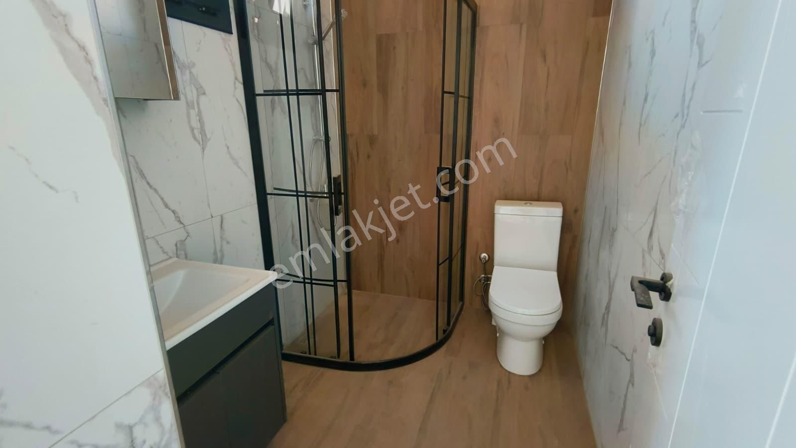 Sarımsaklı Küçükköyde Köşe Parselde Modern 4+1 Dubleks Villa - Görsel 2