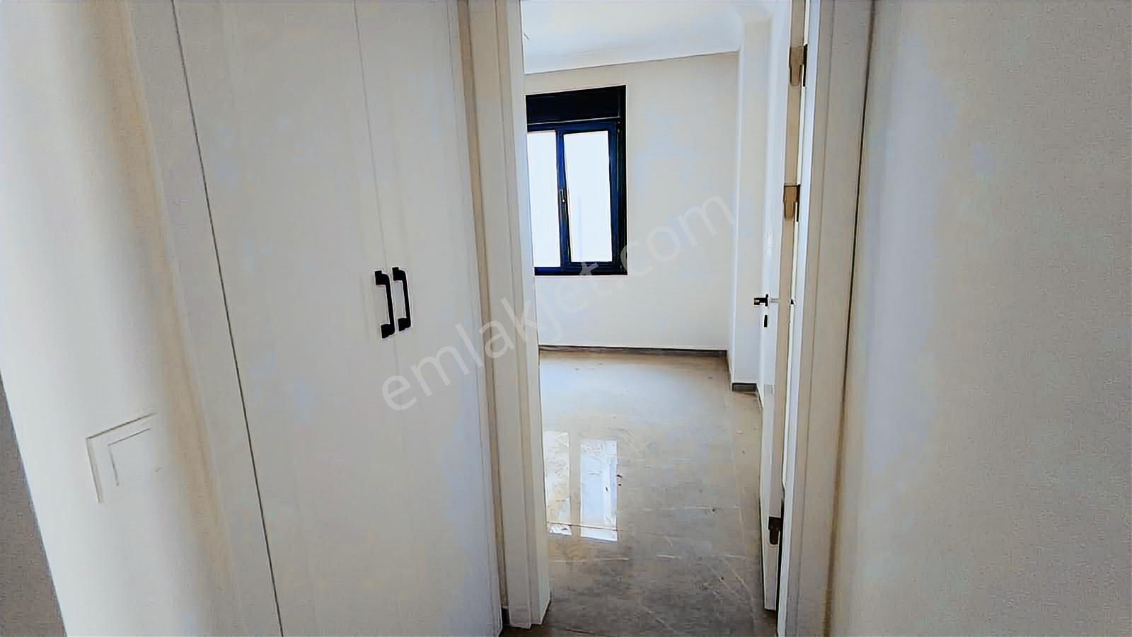 Sarımsaklı Küçükköyde Köşe Parselde Modern 4+1 Dubleks Villa - Görsel 27